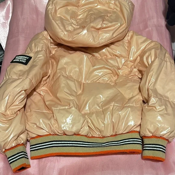 Burberry Glossy Peach Puffer Jacket - Picture 5 of 8